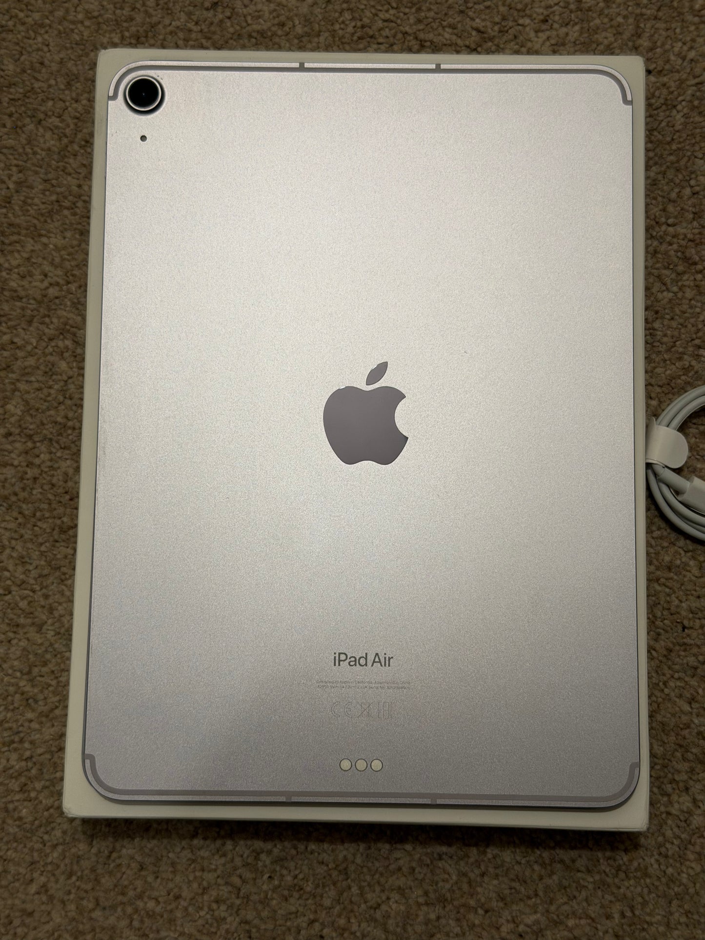 Apple iPad Air 11 inch M2 (2024) 128gb WiFi/Cellular - Fully Working!