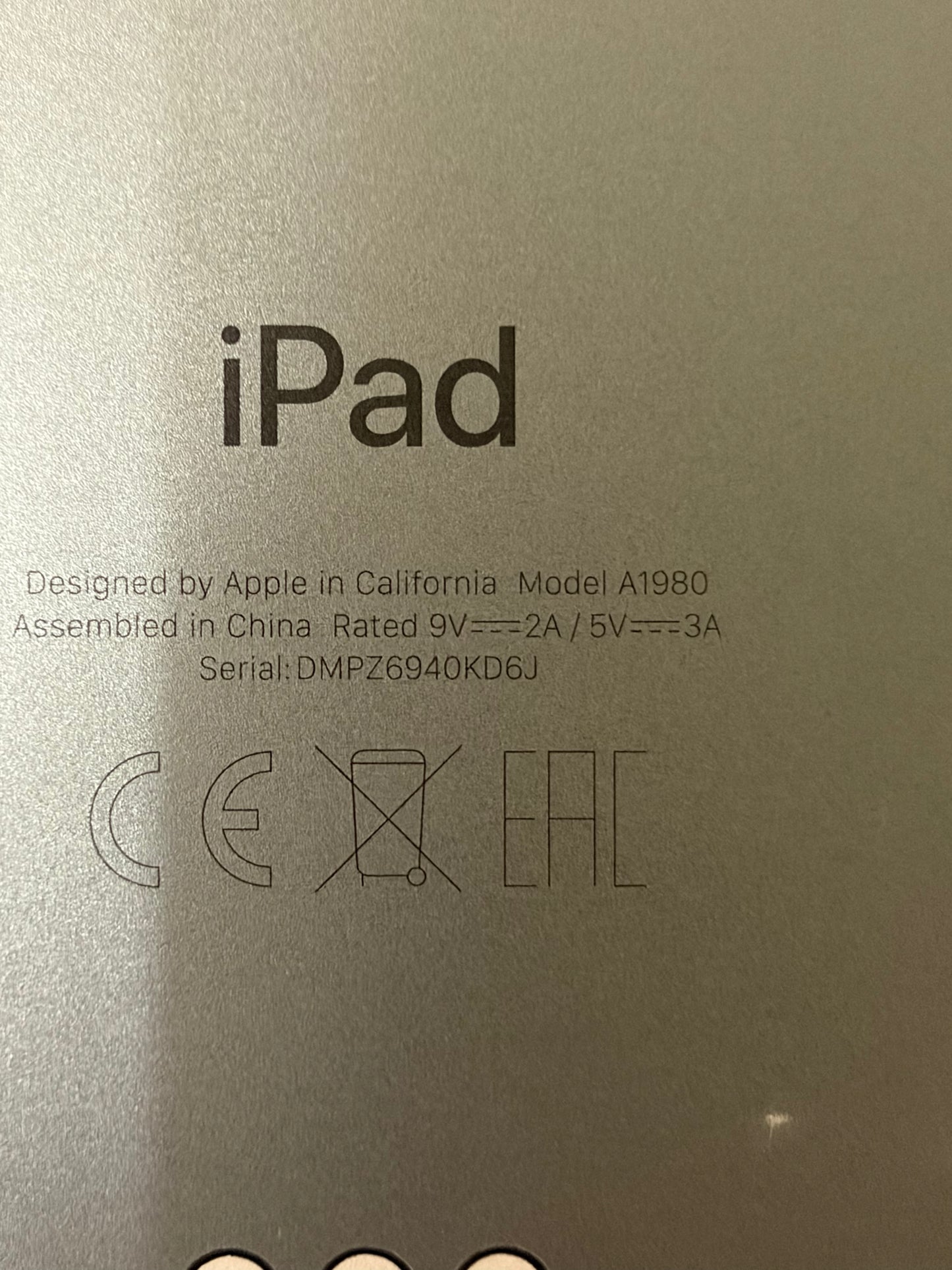 Apple iPad Pro 11 inch 1st Gen 64gb WiFi - Logic Board Fault - Repairs.