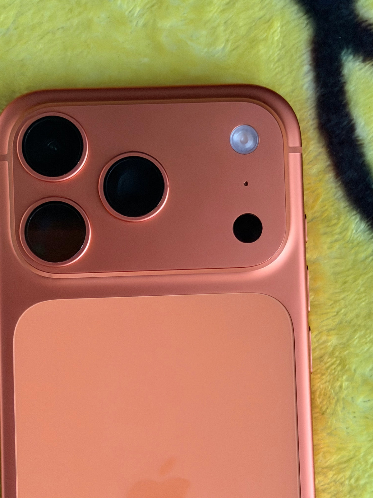 Apple iPhone 17 Pro Cosmic Orange 256gb (Unlocked)
