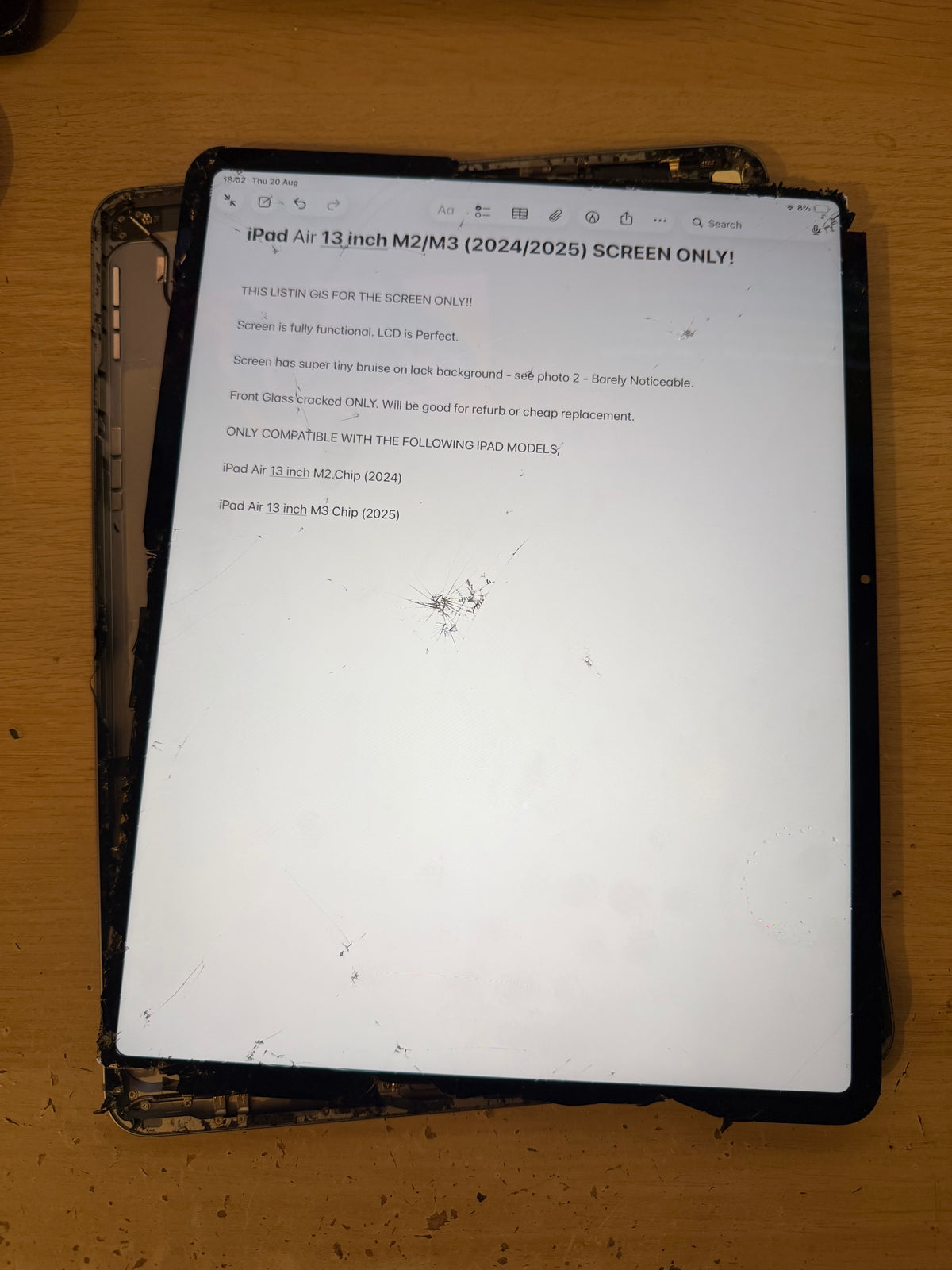 Apple iPad Air 13 inch M2/M3 (2024/2025) LCD Screen - Cracked Glass / Fully Working.