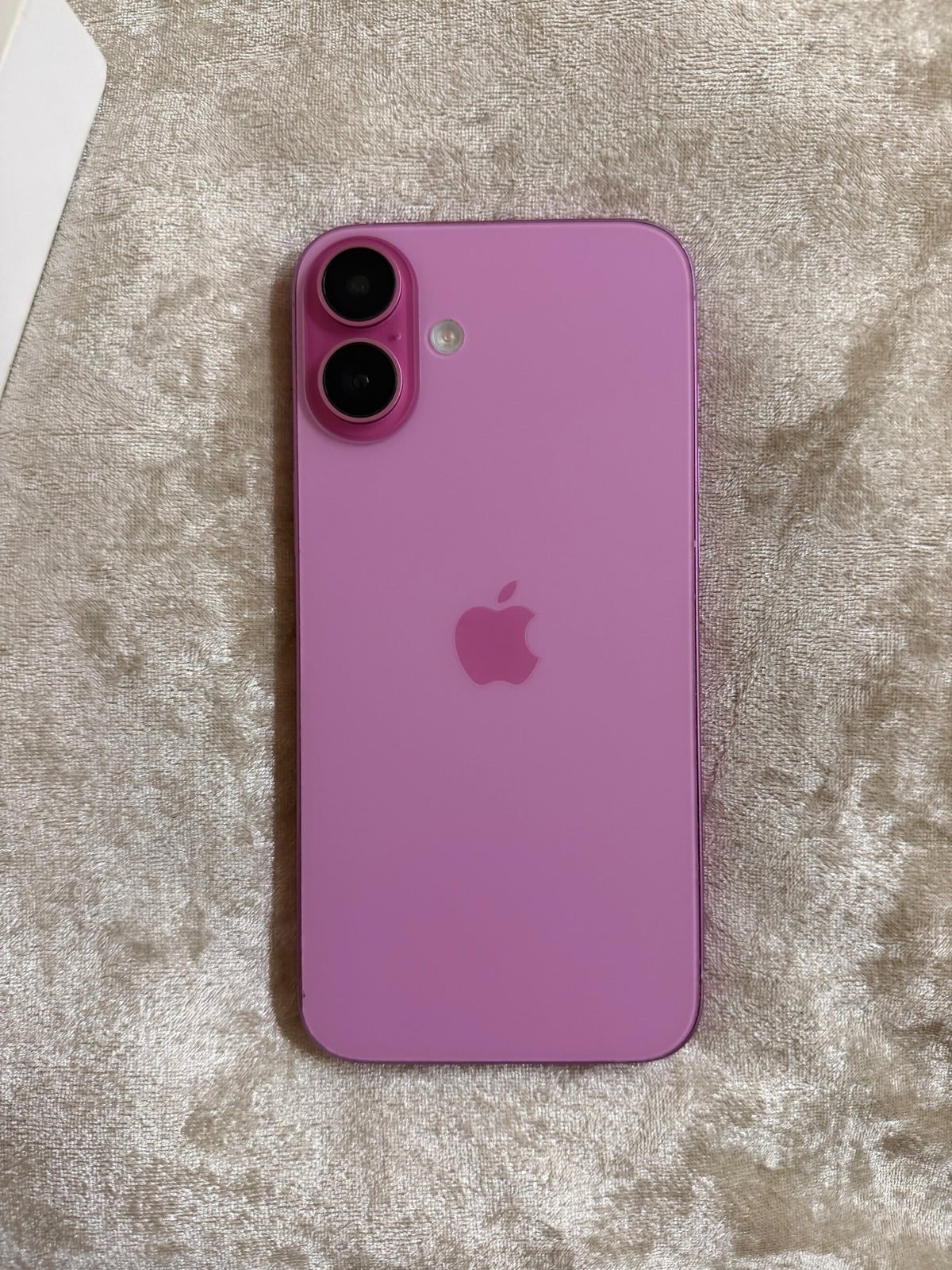 Apple iPhone 16 Plus 128gb Pink (Unlocked) - FAULTY.