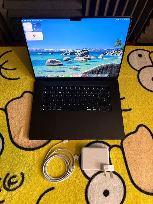 Apple Macbook Pro 16 inch 2023 - M3 Pro, 18gb RAM, 512 SSD - Fully Working