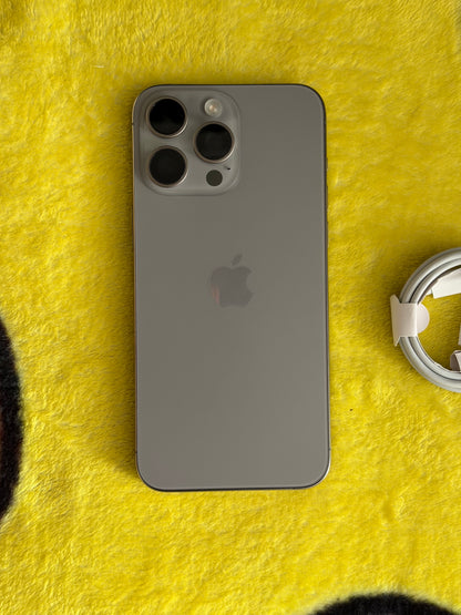 Apple iPhone 15 Pro Max 256gb Grey (Unlocked)