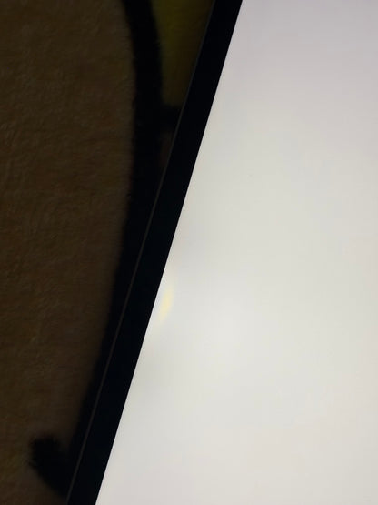 Apple iPad Air 13 inch M2 (2024) 128gb WiFi/Cellular - Fully Working