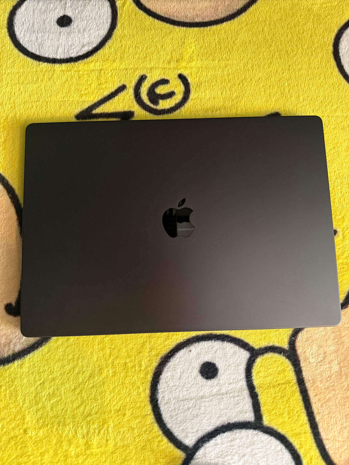 Apple Macbook Pro 16 inch 2023 - M3 Pro, 18gb RAM, 512 SSD - Fully Working