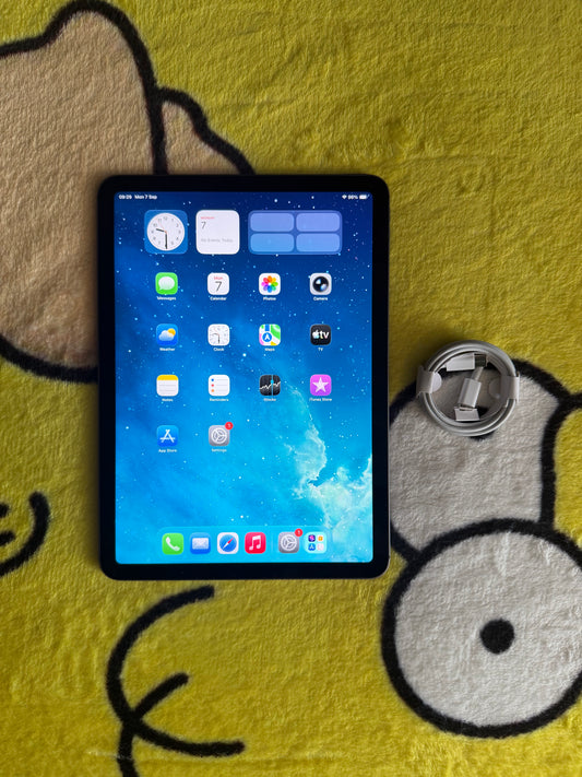 Apple iPad Air 4th Generation 256gb WiFi/Cellular - Grey. Fully working/MDM Bypassed.