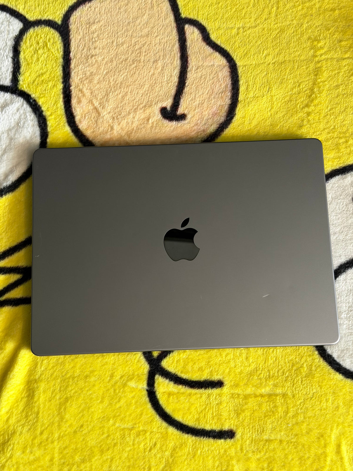 Apple Macbook Pro 14 inch 2021 - M1 Pro, 16 RAM, 512gb SSD - MDM Bypassed.
