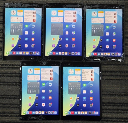 5x Apple iPad 7th Generation 128gb Wifi/Cellular. Cracked Glass. Fully Working.