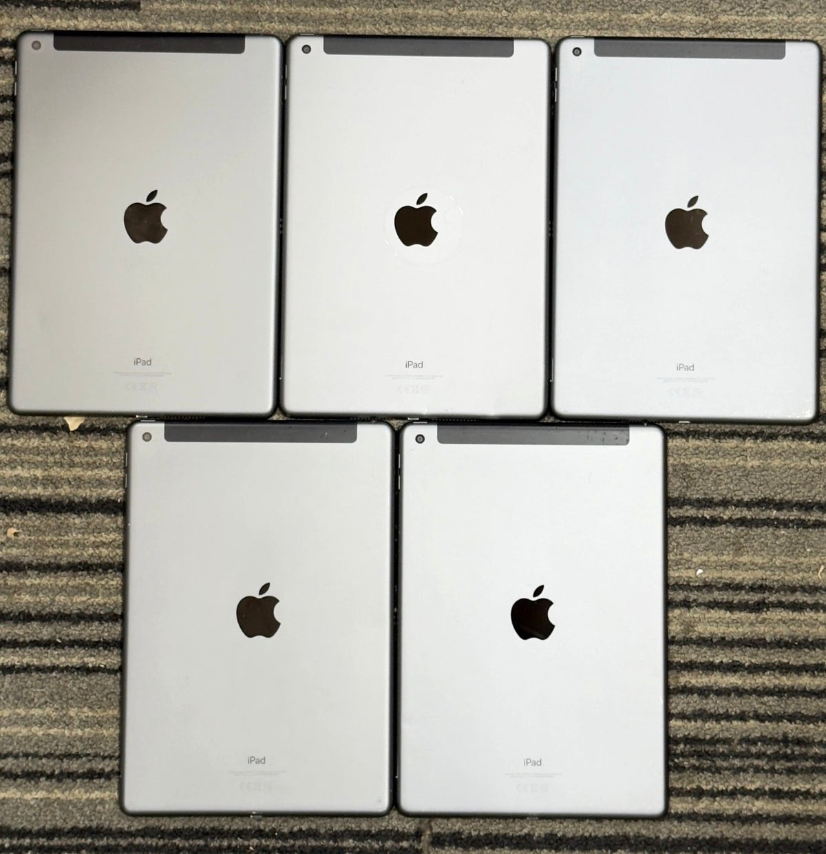 5x Apple iPad 7th Generation 128gb Wifi/Cellular. Cracked Glass. Fully Working.