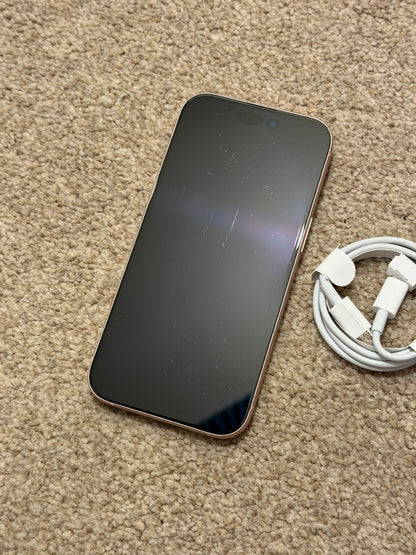 Apple iPhone 15 - 256gb Pink (Unlocked)