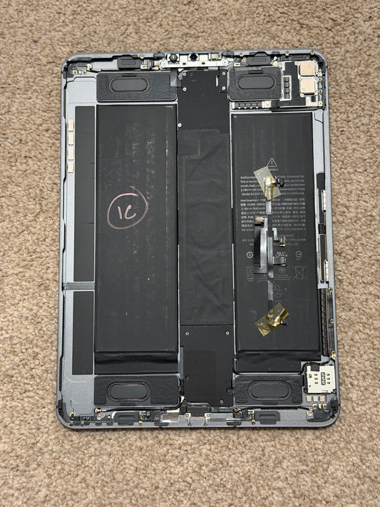Apple iPad Pro 11 inch 3rd Gen (2021) WiFi/Cellular - Housing/Frame - For Parts!