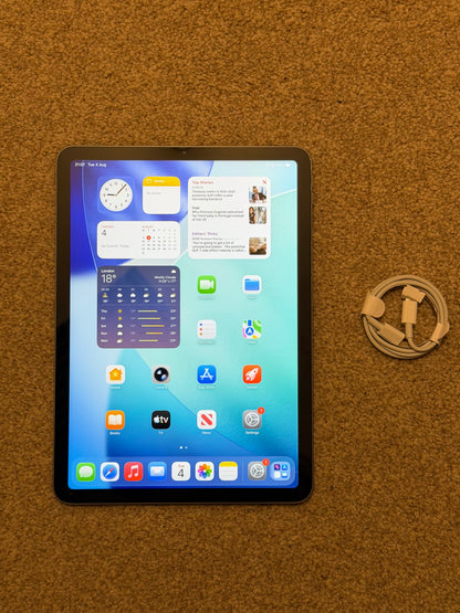 Apple iPad Air 10.9 inch 5th gen (M1) 2022 256gb WiFi - Fully Working / No Touch ID!
