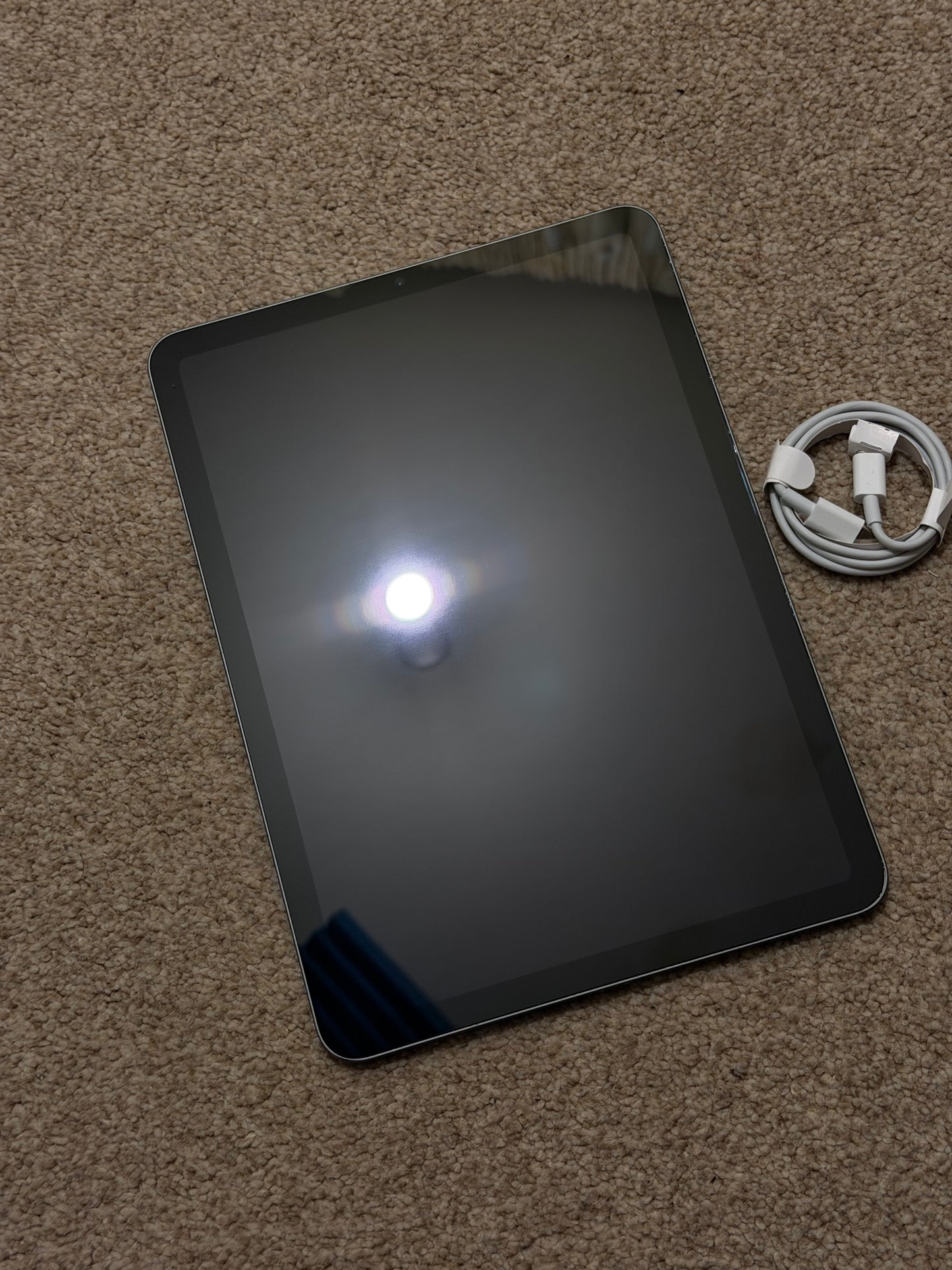 Apple iPad Air 10.9 inch 5th gen (M1) 2022 256gb WiFi - Fully Working / No Touch ID!