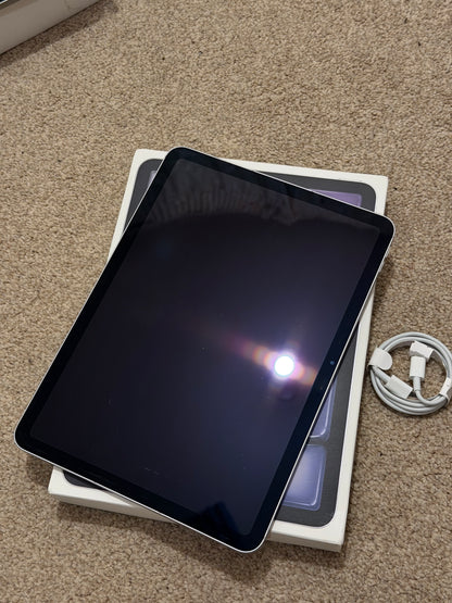Apple iPad Air 11 inch M2 (2024) 128gb WiFi/Cellular - Fully Working!