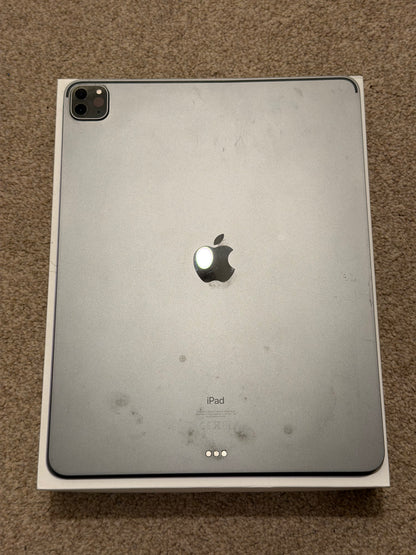 Apple iPad Pro 12.9 inch 4th Gen 256gb WiFi - No Power/Faulty!
