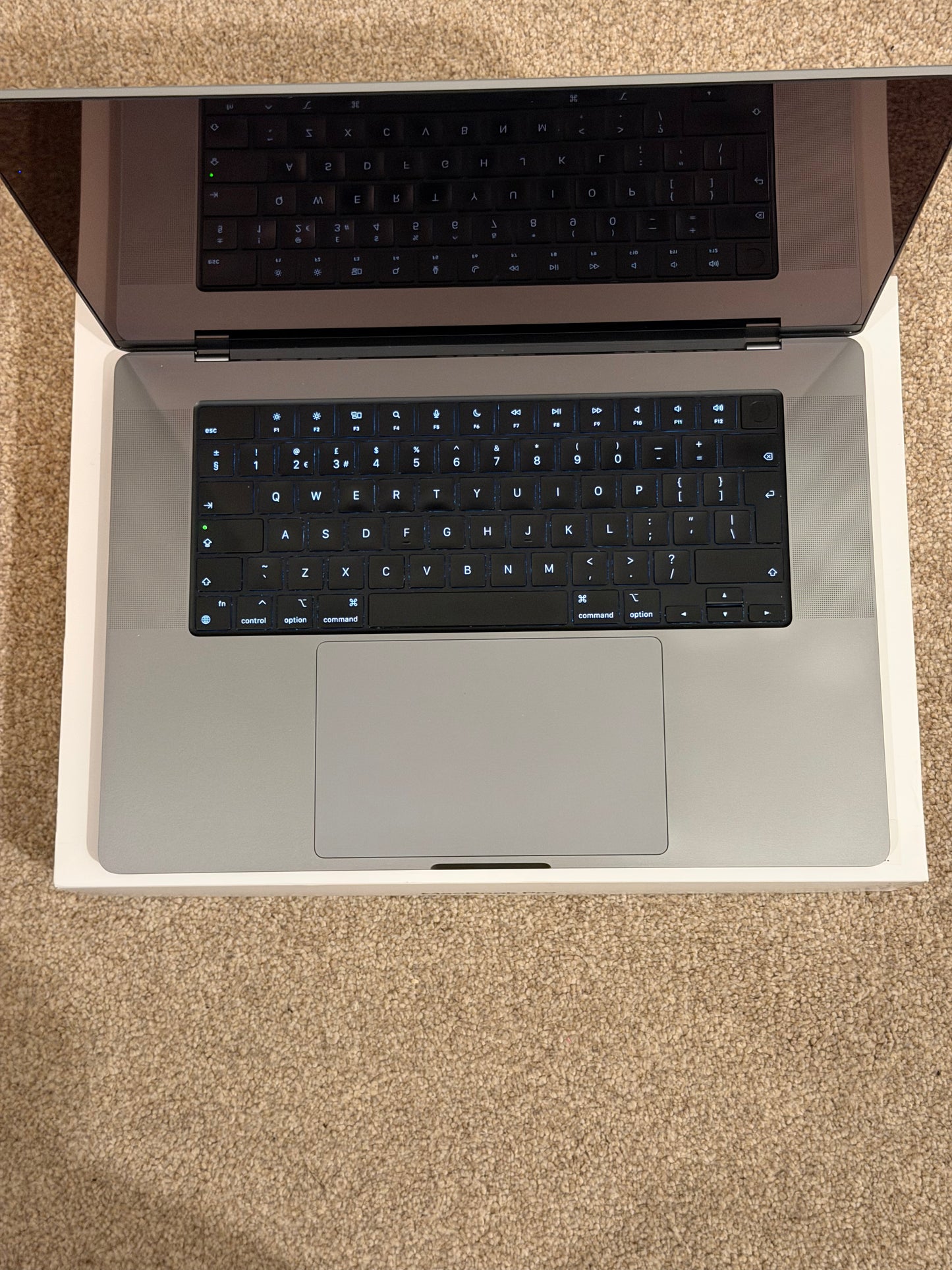 Apple Macbook Pro 16 inch 2021 - M1 Pro, 16gb RAM, 1TB SSD - Faulty Screen/Working!