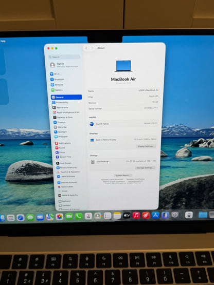 Apple Macbook Air 15 inch 2025 - M4, 16gb RAM, 256gb SSD - Fully Working!