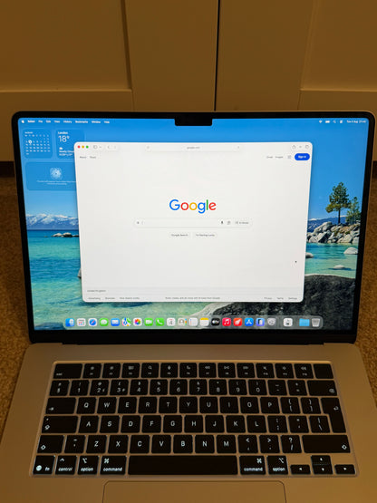 Apple Macbook Air 15 inch 2025 - M4, 16gb RAM, 256gb SSD - Fully Working!