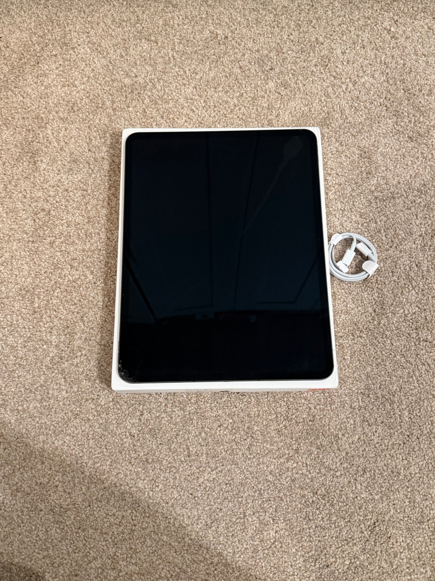 Apple iPad Pro 13 inch M4 (2024) 512gb WiFi/Cellular - Damaged Screen - FAULTY!