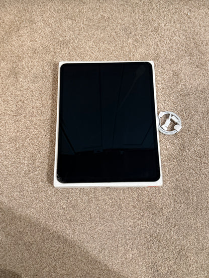 Apple iPad Pro 13 inch M4 (2024) 512gb WiFi/Cellular - Damaged Screen - FAULTY!