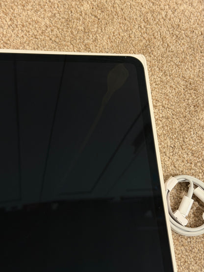 Apple iPad Pro 13 inch M4 (2024) 512gb WiFi/Cellular - Damaged Screen - FAULTY!
