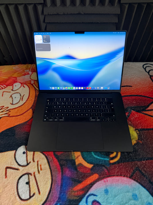 Apple Macbook Pro 16 inch 2023 - M3 Pro, 18gb RAM, 512 SSD - MDM Bypassed.