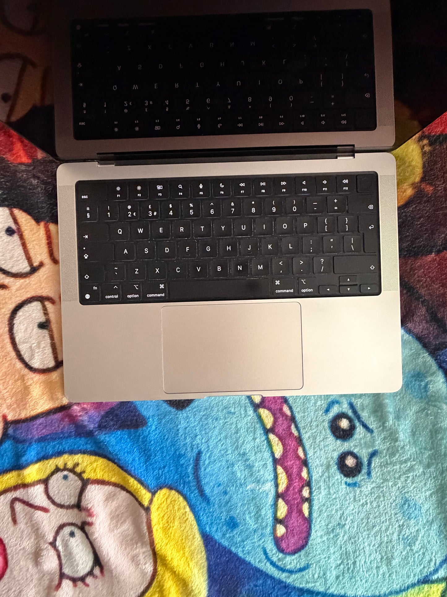 Apple Macbook Pro 14 inch 2023 - M2 MAX, 32gb RAM, 1TB SSD - MDM Bypassed.