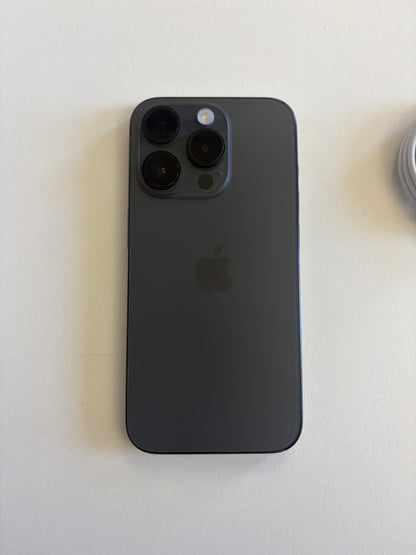Apple iPhone 15 Pro - 128gb Black (Unlocked)