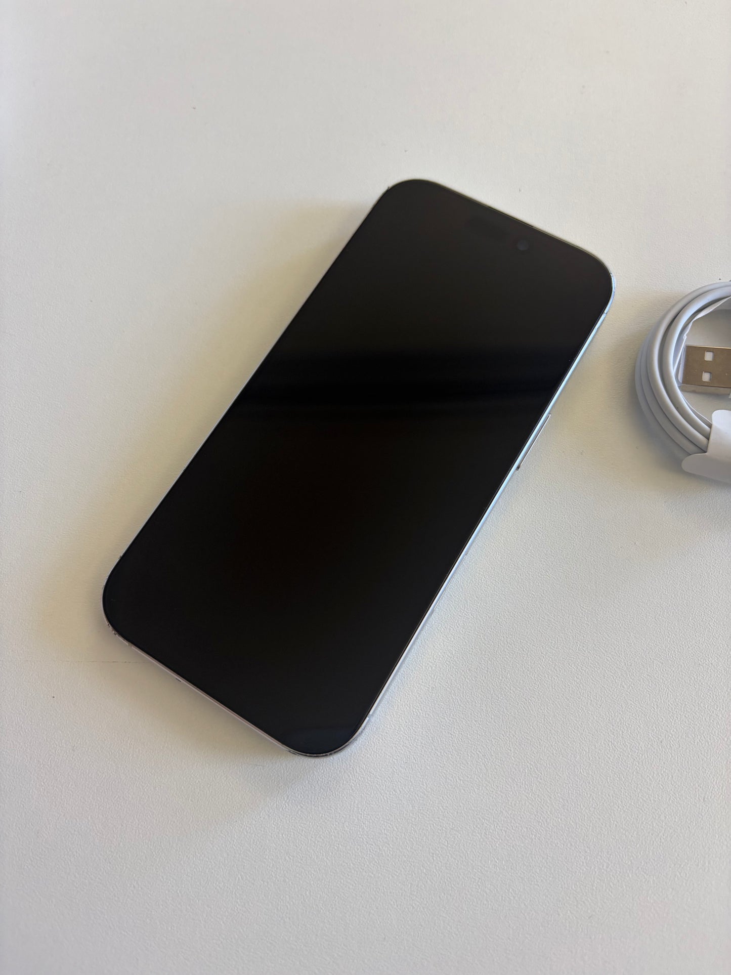 Apple iPhone 16 Pro - 512gb White (Unlocked)
