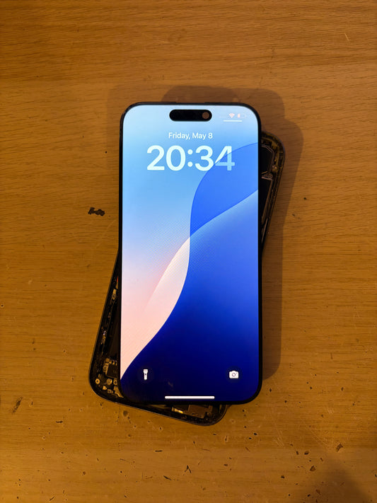 Apple iPhone 15 Pro Genuine Screen - Faulty/No Touch.