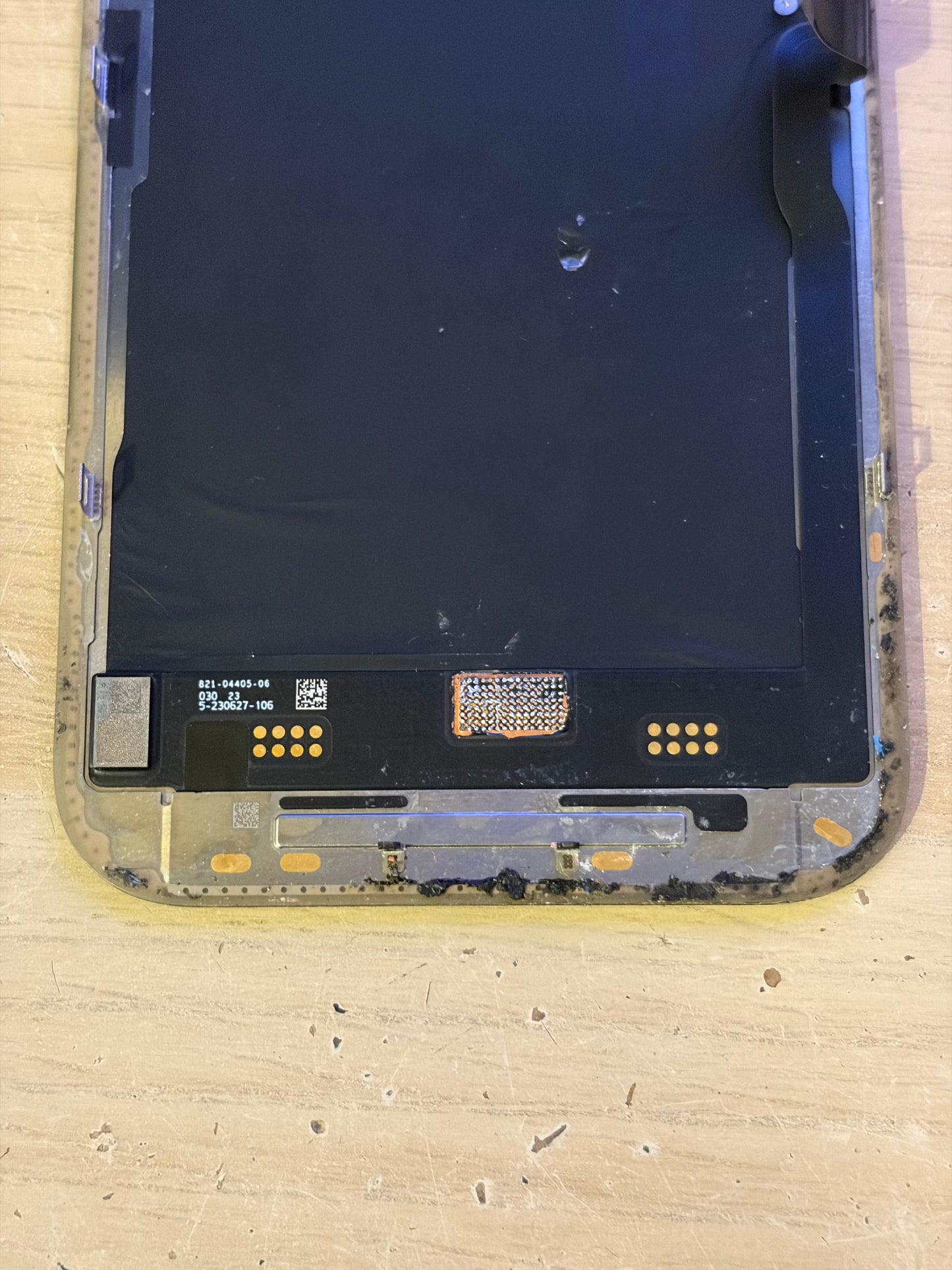 Apple iPhone 15 Pro Genuine Screen - Faulty/No Touch.