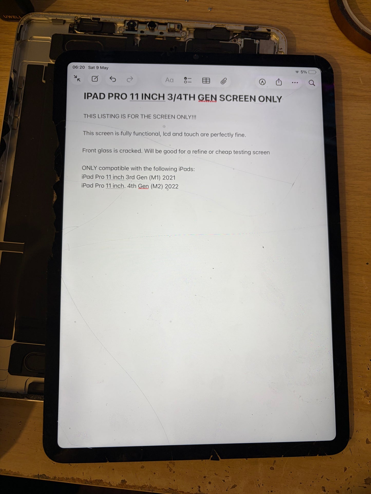 Apple iPad Pro 11 inch 3rd/4th Generation LCD Screen - Cracked Glass / Fully Working.