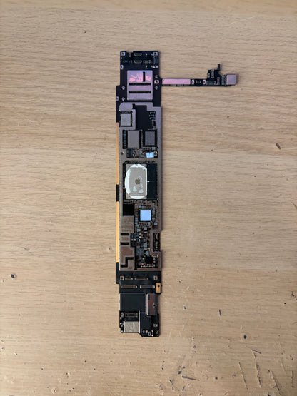 Apple iPad Pro 11 inch 4th Generation Logic Board - FAULT/iCloud.