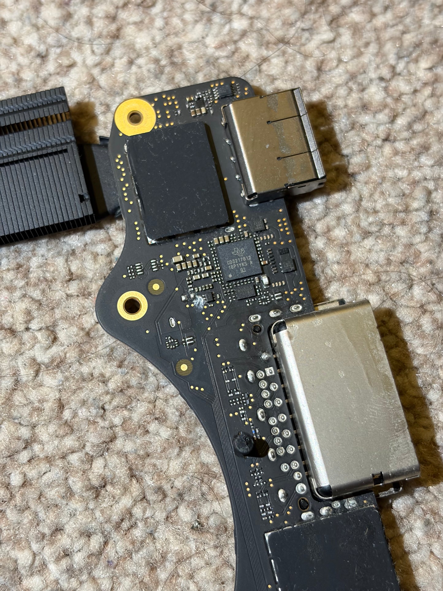 Apple Macbook Pro 16 inch M1 Pro Logic Board - FAULTY/NO POWER!