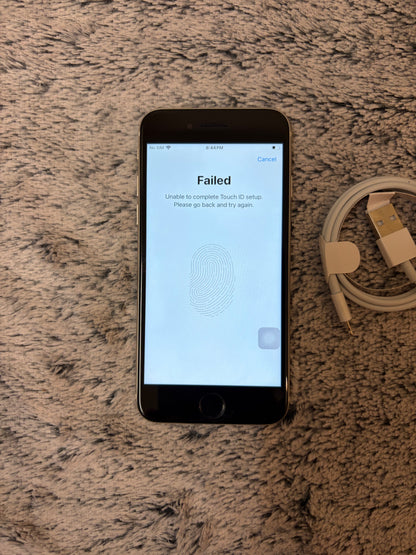 Apple iPhone SE 3rd Generation (2022) - 64gb. Faulty/Needs Repair.