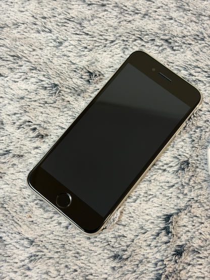 Apple iPhone SE 3rd Generation (2022) - 64gb. Faulty/Needs Repair.