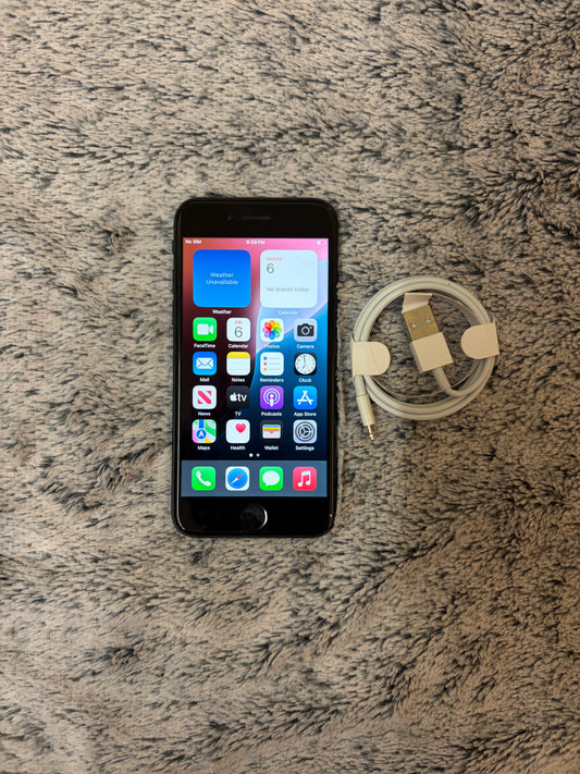 Apple iPhone SE 3rd Generation (2022) - 64gb. Fully Working!