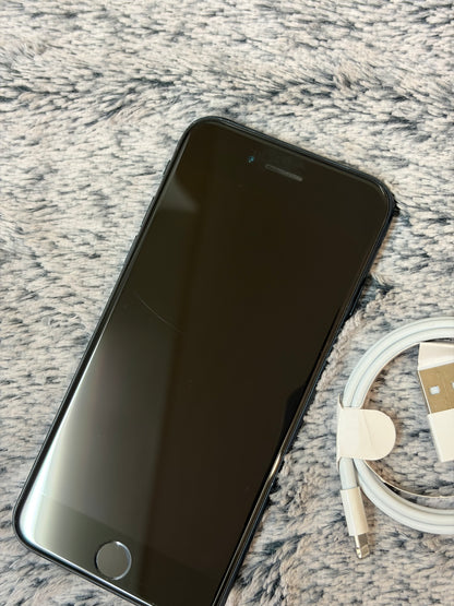Apple iPhone SE 3rd Generation (2022) - 64gb. Fully Working!