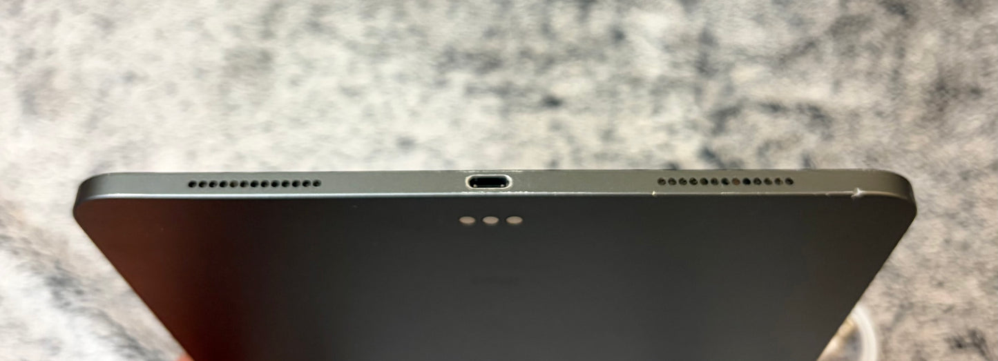 Apple iPad Pro 11 inch 2nd Gen 128gb WiFi - Faulty Unable to reset?