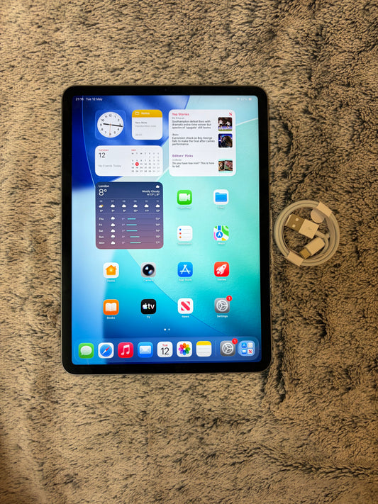 Apple iPad Pro 11 inch 2nd Gen 128gb WiFi - Minor Screen Fault - Fully Working!