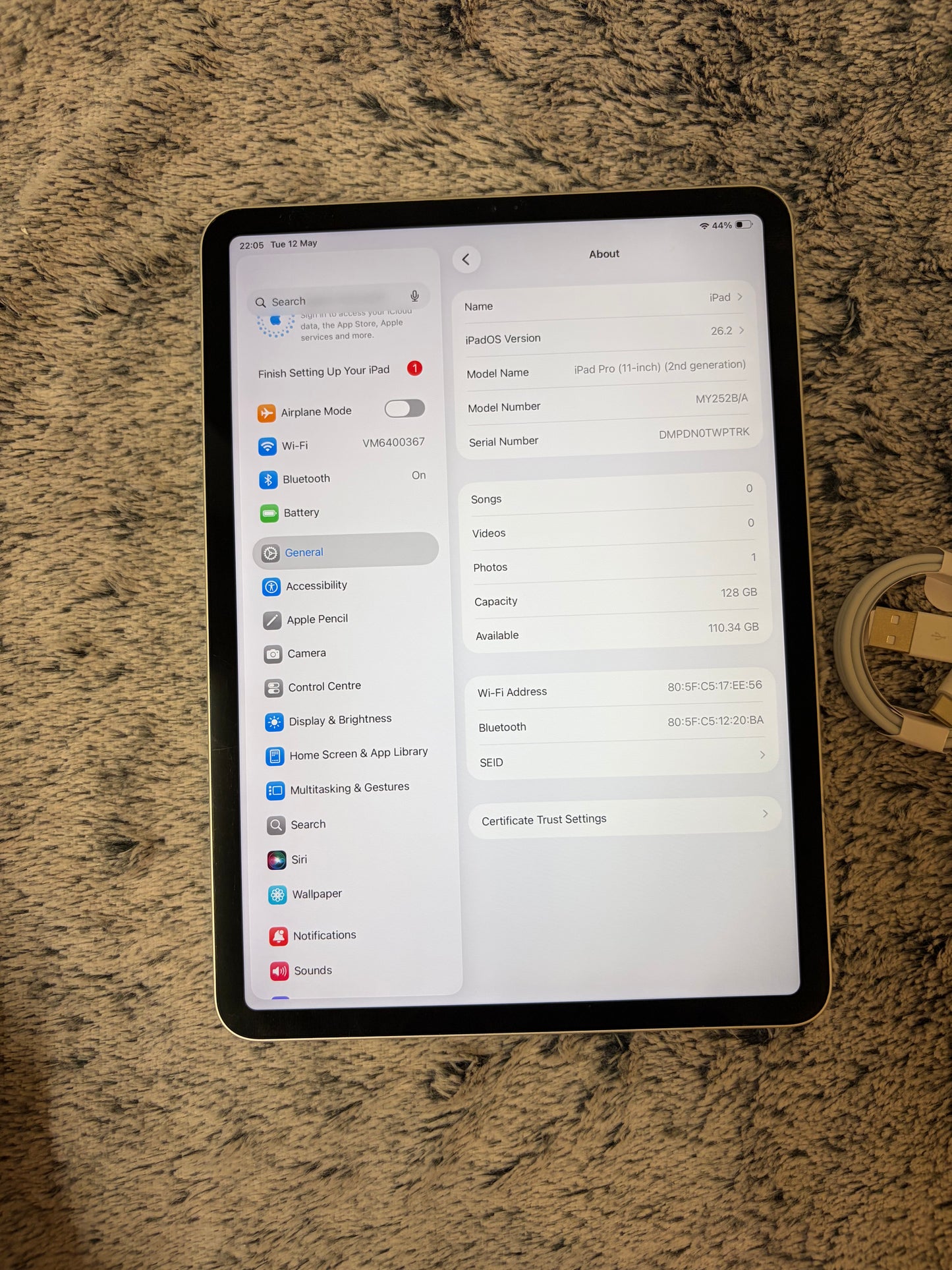 Apple iPad Pro 11 inch 2nd Gen 128gb WiFi. Fully Working - No Face ID.