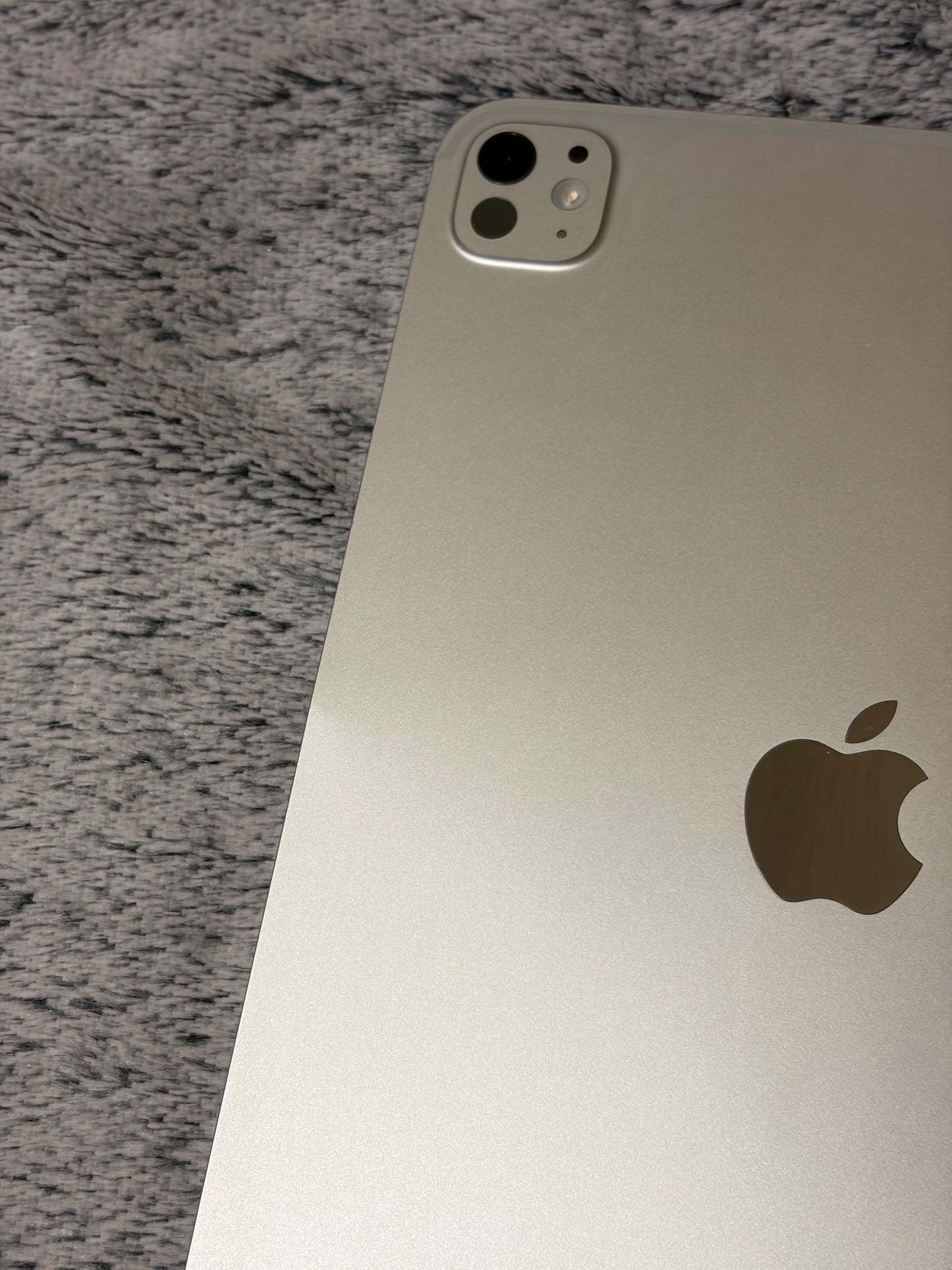 Apple iPad Pro 11 inch M4 (2024) 256gb WiFi/Cellular - Damaged OLED - Repair