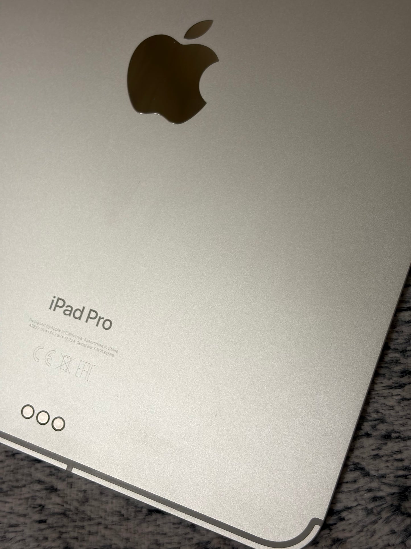 Apple iPad Pro 11 inch M4 (2024) 256gb WiFi/Cellular - Damaged OLED - Repair