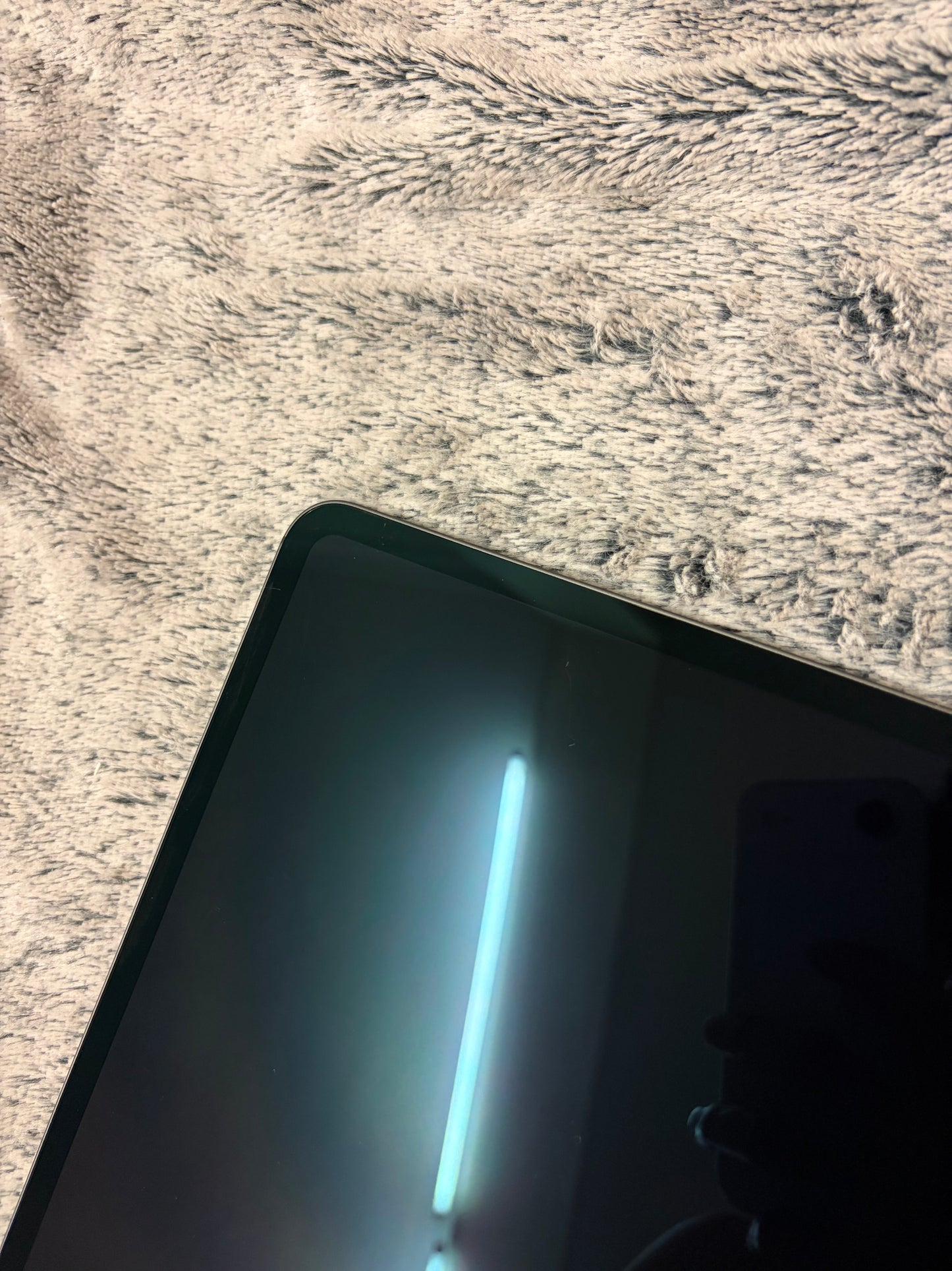 Apple iPad Pro 13 inch M4 (2024) 1TB WiFi - Damaged OLED - REPAIR!