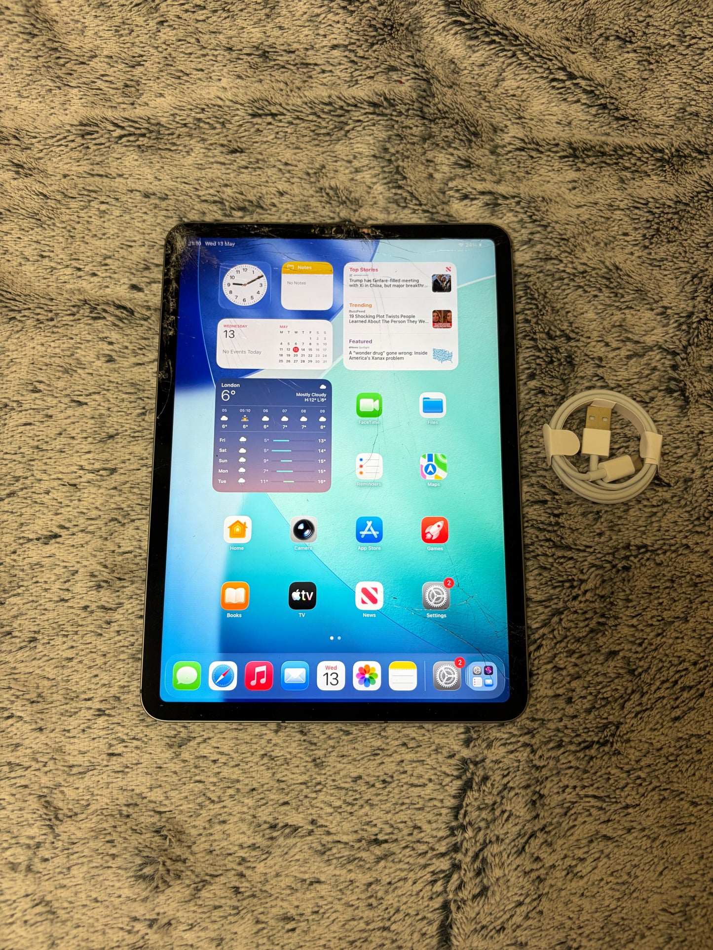 Apple iPad Pro 11 inch 3rd Gen (M1-2021) 128gb WiFi/Cellular - Cracked Glass - REPAIR!