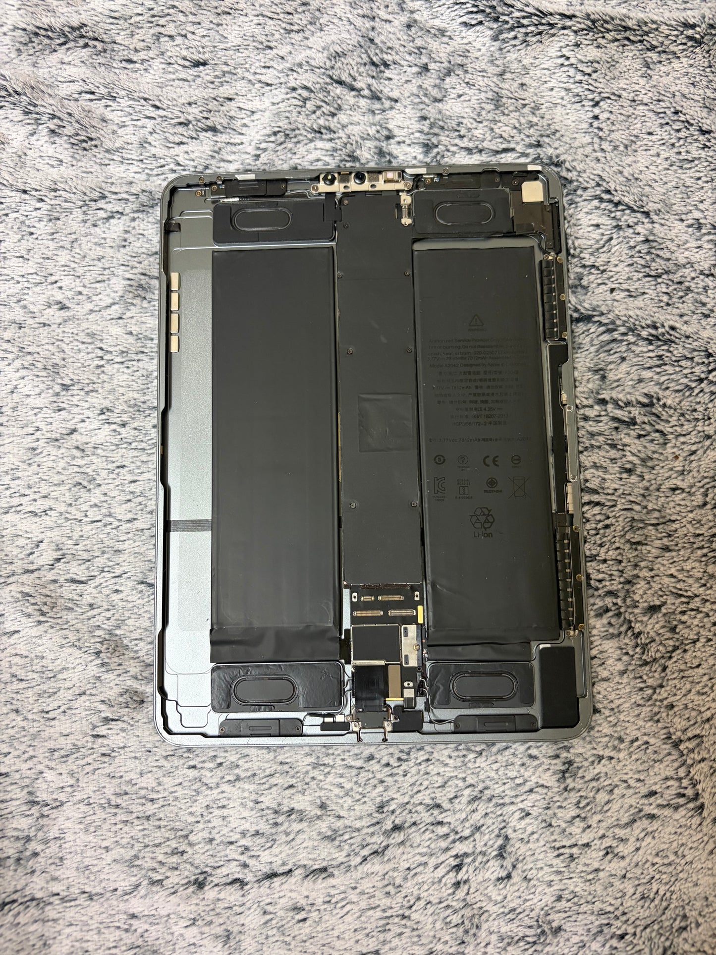 Apple iPad Pro 11 inch 1st Gen 64gb WiFi - Logic Board Fault - Repairs.