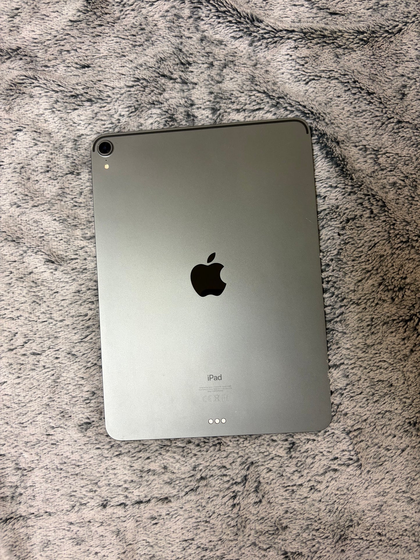 Apple iPad Pro 11 inch 1st Gen 64gb WiFi - Logic Board Fault - Repairs.