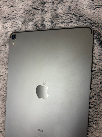 Apple iPad Pro 11 inch 1st Gen 64gb WiFi - Logic Board Fault - Repairs.