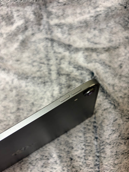 Apple iPad Pro 11 inch 1st Gen 64gb WiFi - Logic Board Fault - Repairs.