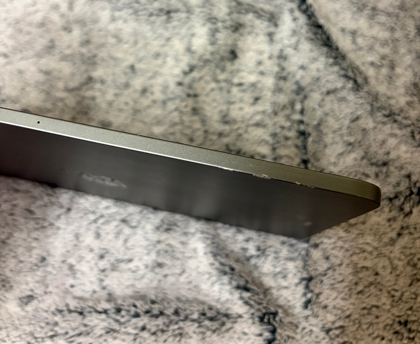 Apple iPad Pro 11 inch 1st Gen 64gb WiFi - Logic Board Fault - Repairs.